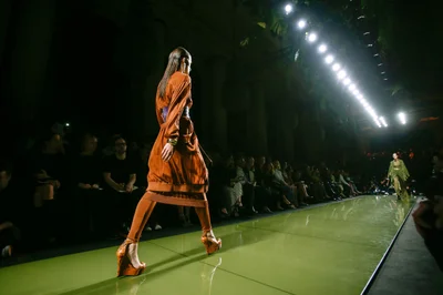 Look 14
